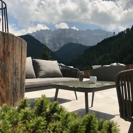 Отель S - Dolomites Design - Adults Recommended